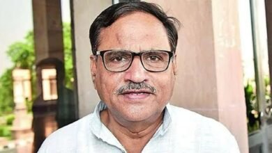 Dr Mahesh Joshi